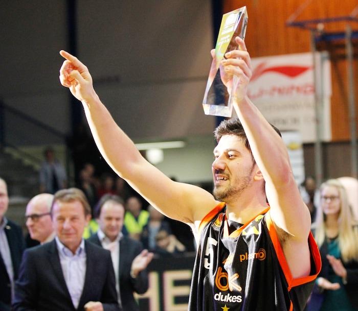 Beim Sieg im Cupfinale gegen Vienna wurde Damir Zeleznik 2013 zum wertvollsten Spieler gekührt.