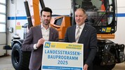 Verkehrslandesrat Udo Landbauer (li.) und Rainer Irschik (re.), stellvertretender ...
