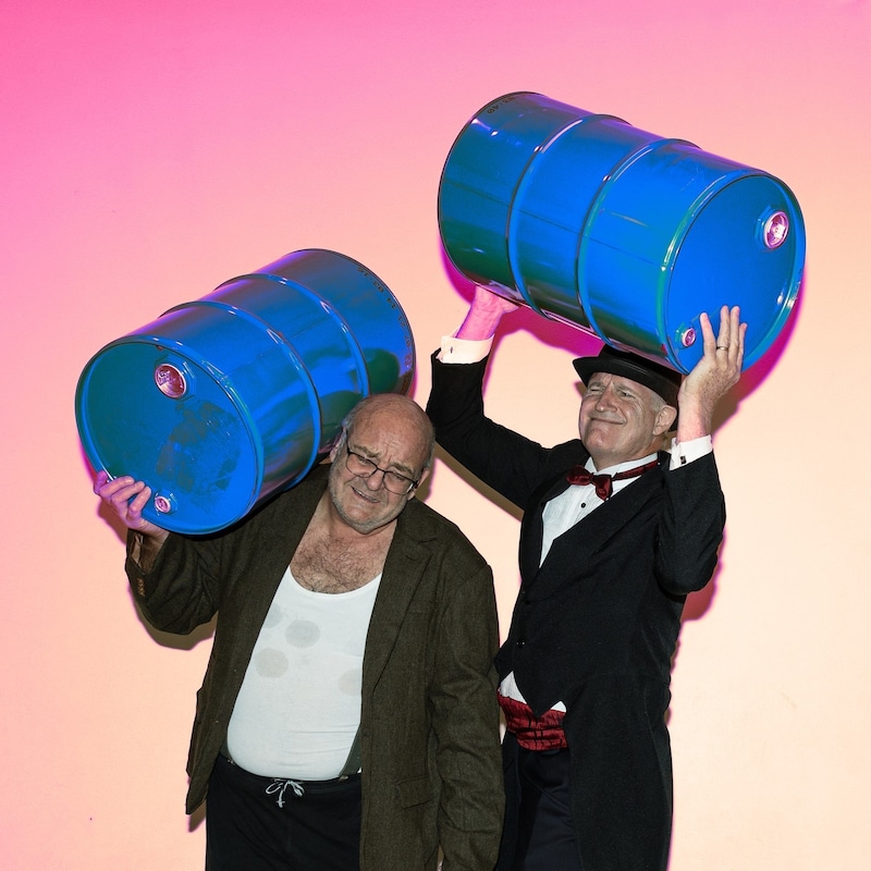 Die Brandstifter: Mario Cas und Jo Zimmer (Bild: # Theater Hashtag)