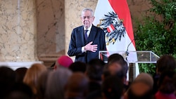 Bundespräsident Alexander Van der Bellen beim Neujahrempfang des Bundespräsidenten für das Diplomatische Corps am Donnerstag (Bild: APA/ROLAND SCHLAGER)