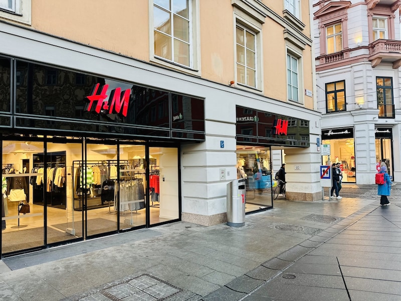 This store on the main square will close its doors in 2025. (Bild: Christoph Hartner)