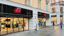 Bald gibt es nur noch eine H&M-Filiale in Graz – jene am Hauptplatz muss weichen. (Bild: Christoph Hartner)