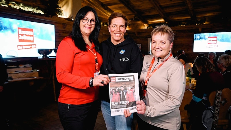 Gerlinde Hetzenauer (right) and friend Sandra (left) met Michi Dorfmeister. Not her first ski star: "We used to party in Kitz with Franz Klammer and co." (Bild: Wenzel Markus)