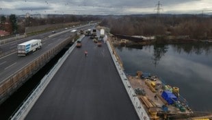 Die spektakuläre Baustelle auf der A2 bei Graz (Bild: Diverse Fotografen honorarfrei/Asfinag)