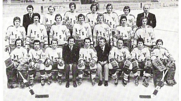 The players of the 1974/75 Austrian champions ATSE Longlife Graz.
