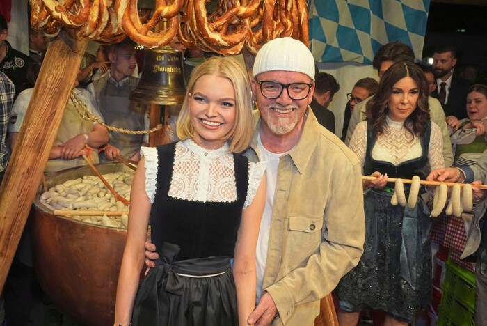 Familienausflug: Charts-Star DJ Ötzi mit Tochter Lisa-Marie