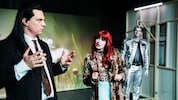 Oliver Chomik, Marlene Hauser und Florian Marius Kager in „Rabatt“