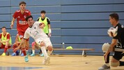 Christopher Ruprecht (M.) und Inter Kleßheim benötigen einen Sieg.