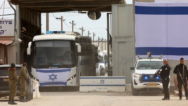 Release of the Palestinian prisoners (Bild: AFP/Gil Cohen-Magen)