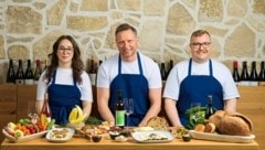 Konrad Robitza (Mitte) mit seiner kleinen Crew, bestehend aus Esther Farkas und Peter Prieler. (Bild: das ROBITZA & Mr. K. )