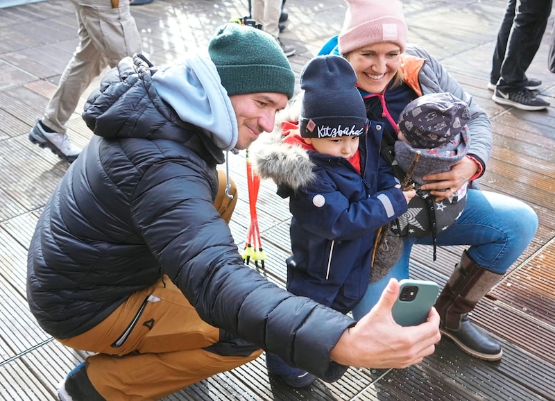 Auch Ex-Skirennläufer Felix Neureuther wurde von so manchem Fan „enttarnt“ – hier von Carlo (3). (Bild: Pail Sepp)