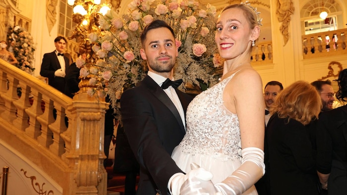Karin Mandic and her brother Markus Schreiber dance for the first time at the opening of the Opera Redoute.