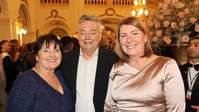 Deputy Governor Manuela Khom, Vice-Chancellor Werner Kogler and Sabine Jungwirth