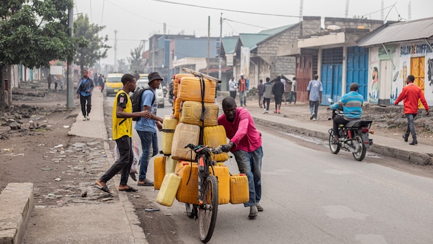 Regelmäßige Konflikte unter anderem mit dem Nachbarland Ruanda lösen in der DR Kongo immer ...