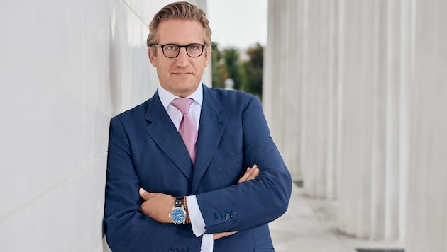 Stephan Zöchling is an industrialist, his company generates an annual turnover of over 200 ...