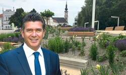 Kann gut lachen: Der Tullner ÖVP-Bürgermeister Peter Eisenschenk hat seine 23 Mandate im Jahr ...