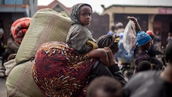 Vor den jüngsten Kämpfen sind bereits Hunderttausende Menschen geflohen. (Bild: APA/AFP/Jospin Mwisha)