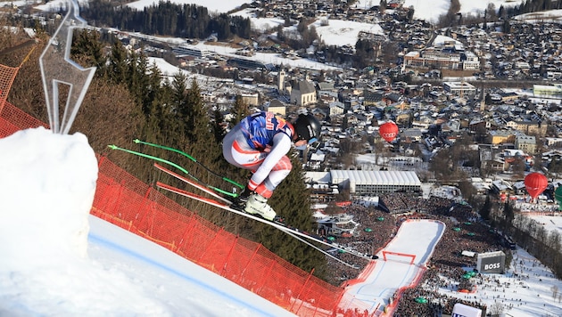 Kilian Böck immersed himself in the big ski world in Kitz. (Bild: Christof Birbaumer)