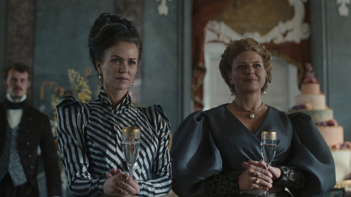 Melika Foroutan als Erzherzogin Sophie.