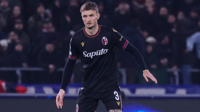 Stefan Posch im Bologna-Trikot.