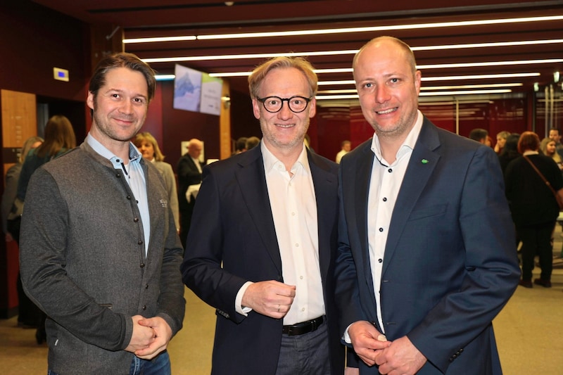 In Vertretung der Tourismusregion Schladming-Dachstein: Franz Eisl (stellvertretender Vorsitzender), Andreas Keinprecht (Vorsitzender) und Matthias Schattleitner (Geschäftsführer) (Bild: Jauschowetz Christian)