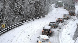 Der Fernpass musste am Vormittag gesperrt werden. (Bild: Land Tirol Webcam)