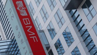 Mit Risikomodellen gab es 2024 rund 6,6 Millionen Prüfungen.