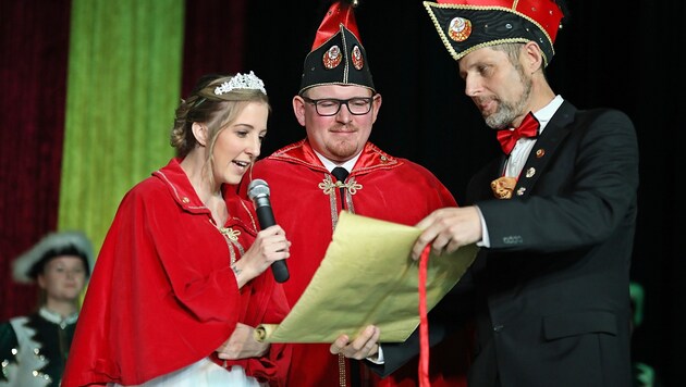 Noch ist es ein streng gehütetes Geheimnis, wer in Ebensee Prinzessin Sarah I. und Prinz Thomas I. nachfolgen wird. (Bild: Marion Hörmandinger)