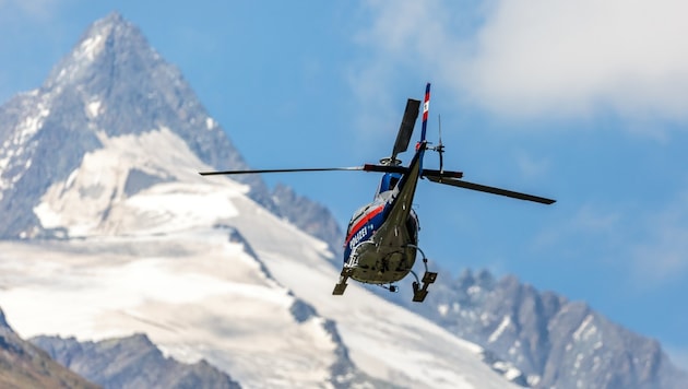 The "Libelle" police helicopter was also deployed. (symbolic image) (Bild: APA Österreich Bild/APA/EXPA/JFK)