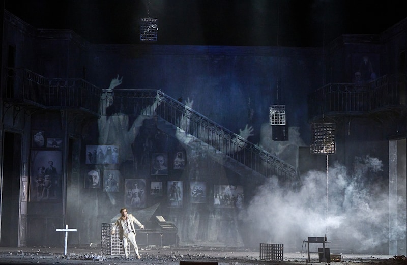 The stage design is by Falko Herold (Bild: (c) Wiener Staatsoper Michael Poehn)