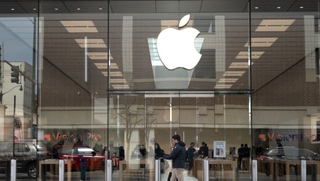 Apple soll seine dominante Marktposition ausgenutzt haben. (Bild: Getty Images via AFP/GETTY IMAGES/SCOTT OLSON)