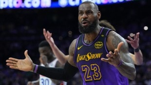 Bittere Niederlage für LeBron James und seine Lakers.   (Bild: APA/Getty Images via AFP/GETTY IMAGES/Mitchell Leff)