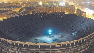 Die Bauarbeiten am Nou Mestalla werden nach 16 Jahren wieder aufgenommnen. (Bild: Picturedesk)