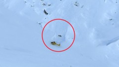 Einsatzkräfte vom Hubschrauber Alpin5 damals um Unfallort (Bild: Flugpolizei)