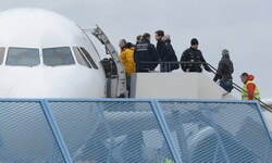 Migranten bei ihrer Abschiebung aus Deutschland (Archivbild)