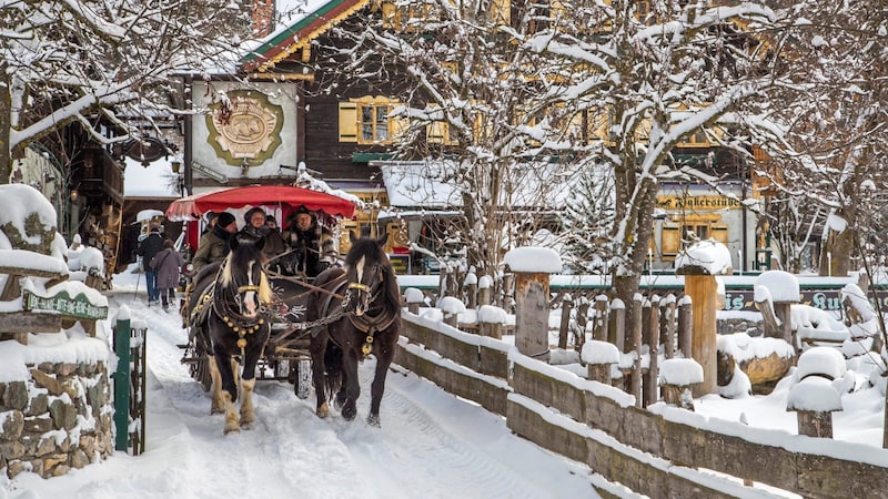 Winterromantik auf Kufen (Bild: Coen Weesjes)