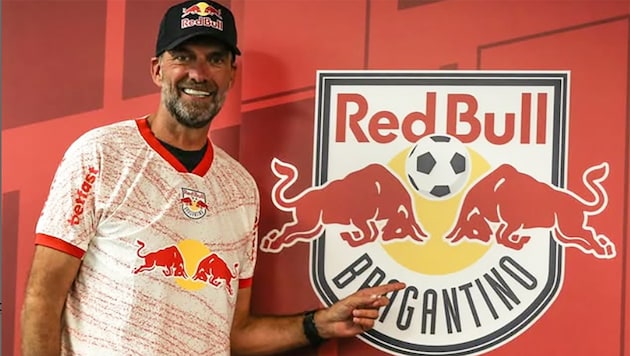 Jürgen Klopp im Red-Bull-Trikot (Bild: instagram.com/redbullbragantino)