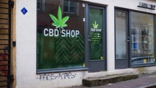 Zu dem versuchten Raub war es in einem CBD-Shop in der Wiener Innenstadt gekommen (Symbolbild). (Bild: Cloudy Design - stock.adobe.com)