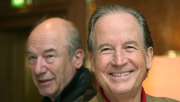 Max Schautzer (rechts) mit Schauspieler Dietz-Werner Steck (Archivbild) (Bild: AP/dpa/Bernd Weißbrod)