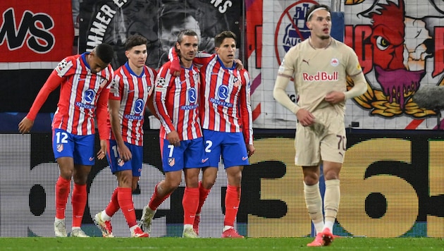 Atletico (li.) hatte mit Salzburg leichtes Spiel. (Bild: APA Pool/APA/AFP/KERSTIN JOENSSON)