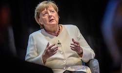 Die ehemalige Kanzlerin Angela Merkel geht mit ihrem Nachfolger an der CDU-Spitze hart ins ...