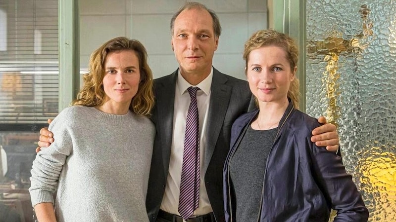 Letzter Einsatz für Karin Hanczewski als Oberkommissarin Karin Gorniak, Martin Brambach als Leiter Peter Schnabel und Cornelia Gröschel als Leonie Winkler (v. li.). (Bild: MDR)