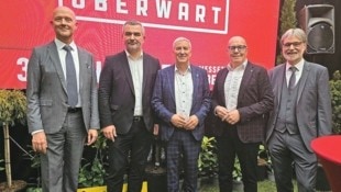 Eröffneten die 33. Baumesse. Wirtschaftskammer-Vizepräsident Martin Horvath, Landesrat Heinrich ...