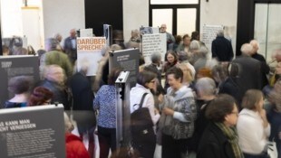 „darüber sprechen“: Ausstellung im Kärnten Museum in Klagenfurt mit Erinnerungen von ...