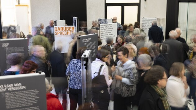 „darüber sprechen“: Ausstellung im Kärnten Museum in Klagenfurt mit Erinnerungen von Zeitzeuginnen und Zeitzeugen an Nationalsozialismus und Holocaust. (Bild: LPD/Peter Just)