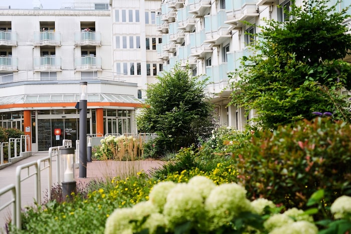 Im Haus Trazerberg des FSW können 50 Personen in stationärer Pflege aufgenommen werden.