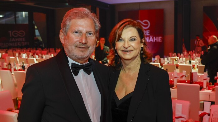 Wüstenrot Generaldirektorin Riess-Hahn kam mit Gatte Johannes Hahn.