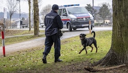 Polizei-Einsatz nach der Bluttat im Lehener Park. (Bild: Tschepp Markus)