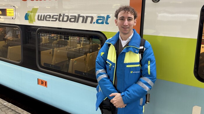 Steward Manuel Leutner vor der Abfahrt in Innsbruck.