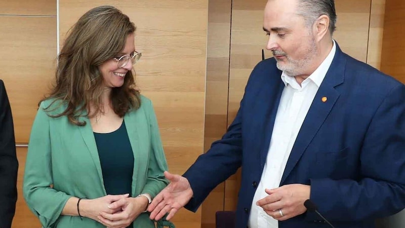 SPÖ Governor Hans Peter Doskozil and Green Party leader Anja Haider Wallner at the start of the negotiations. (Bild: Reinhard Judt/Judt Reinhard)